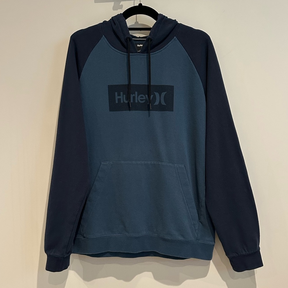 Hurley Men’s Blue Pullover Hoody Raglan Graphic Fleece, Size Medium, VGUC